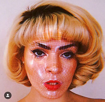 маска за лице в Instagram Stories